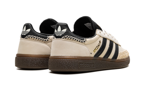 Adidas Handball Spezial WMNS in Wonder White Black, classic white and black sneaker, available at ASEY SHOP Morocco.