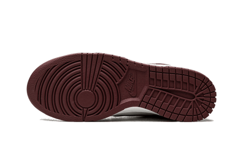Dunk Low Bordeaux